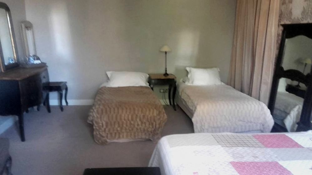 Hotel La Villa Saint-Pierre-d'Irube Luaran gambar
