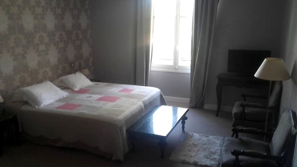 Hotel La Villa Saint-Pierre-d'Irube Luaran gambar