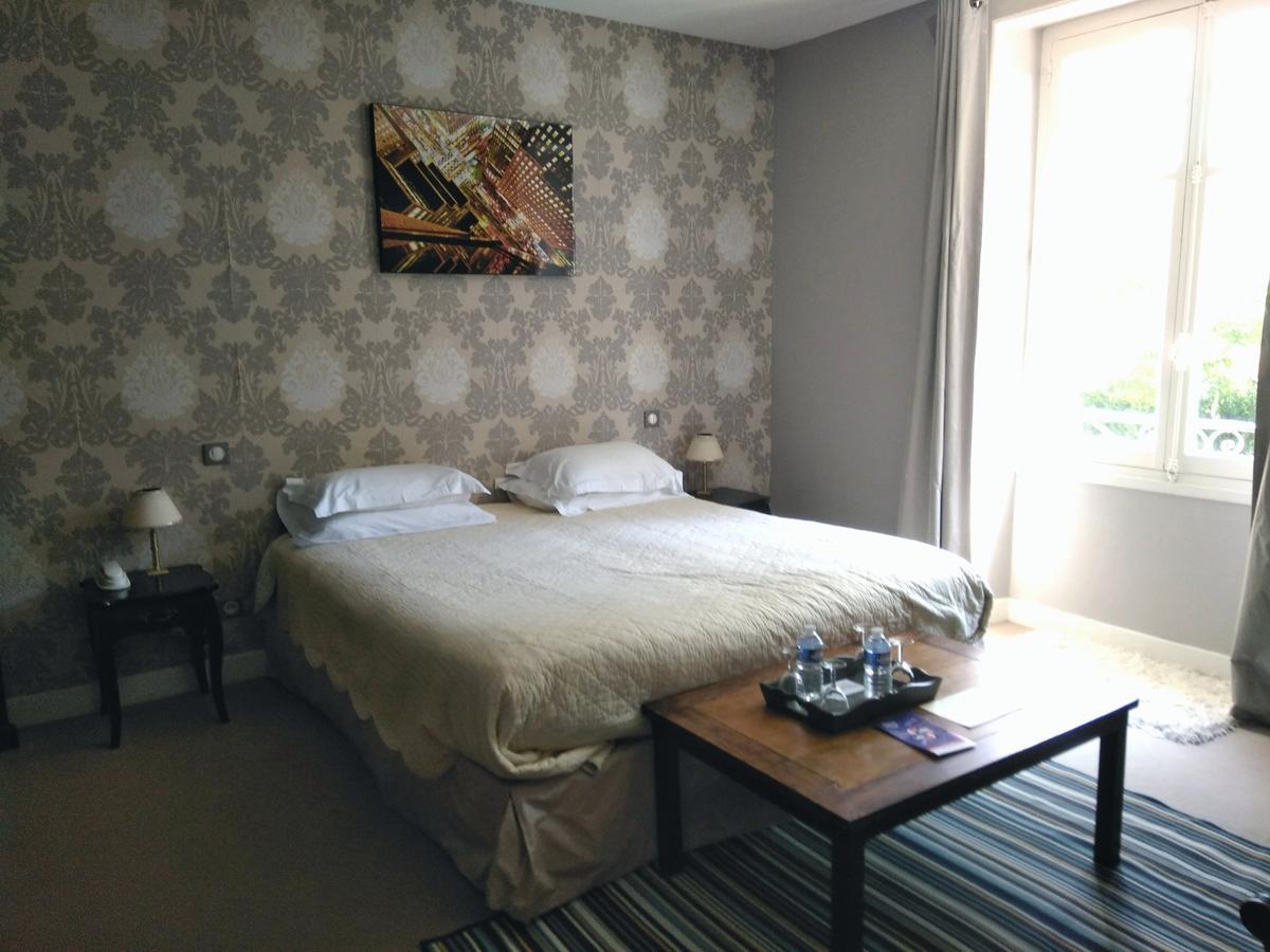 Hotel La Villa Saint-Pierre-d'Irube Luaran gambar