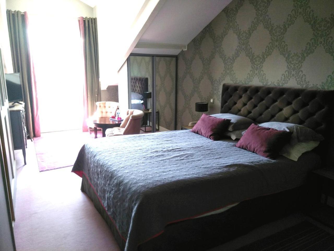 Hotel La Villa Saint-Pierre-d'Irube Luaran gambar