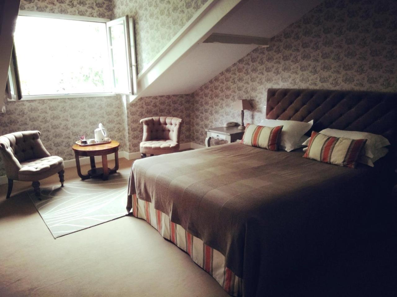 Hotel La Villa Saint-Pierre-d'Irube Luaran gambar